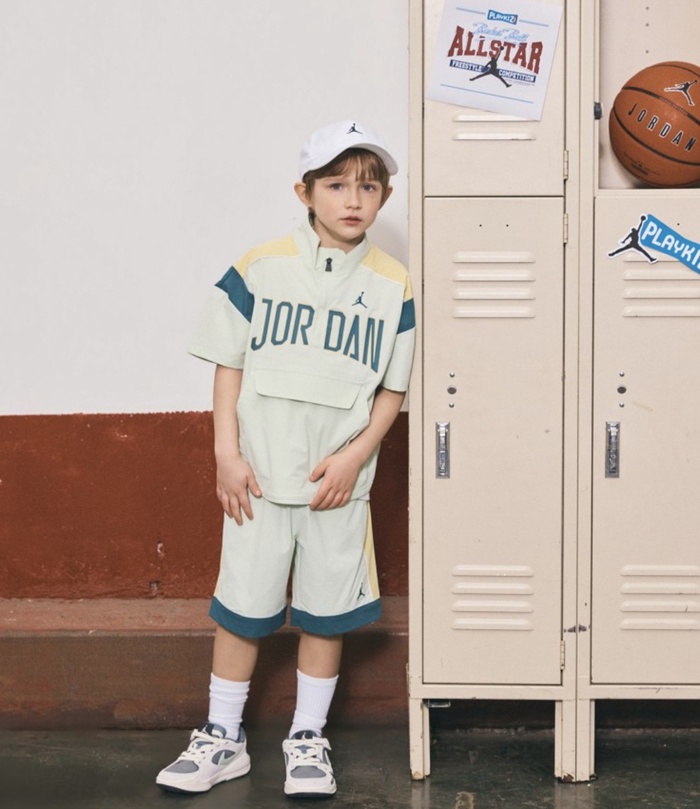 barnd lookbook