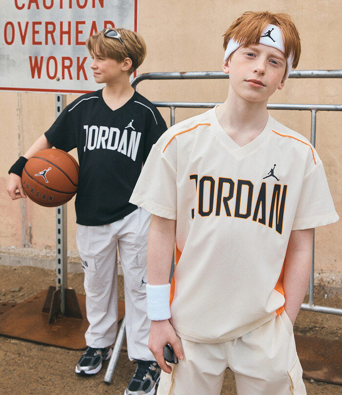 barnd lookbook