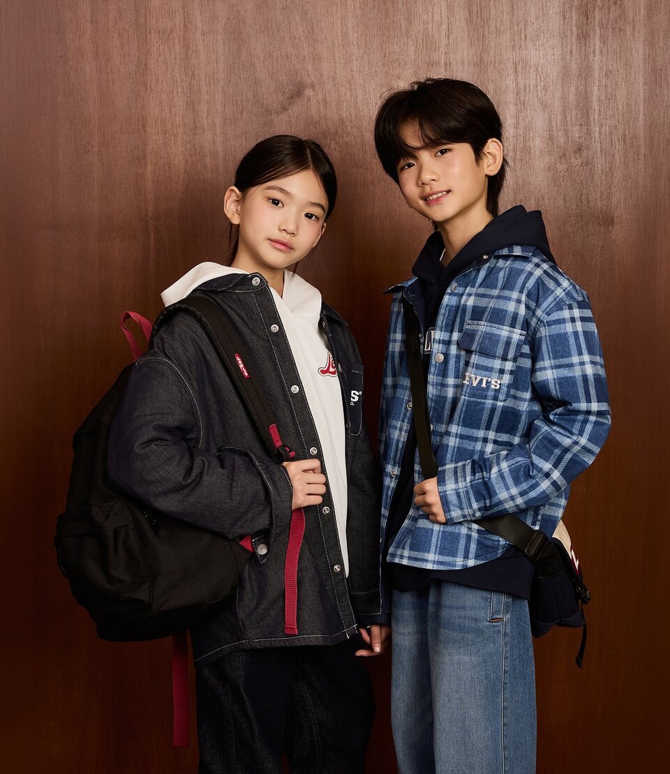 * 데님으로 물드는 가을: 2026 가을 신상전